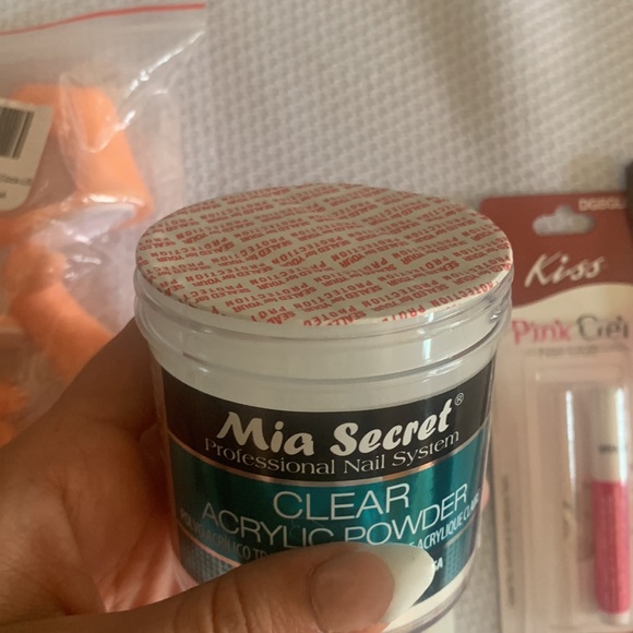 Mia Secret Clear Acrylic Powder bundle - Picture 3 of 6